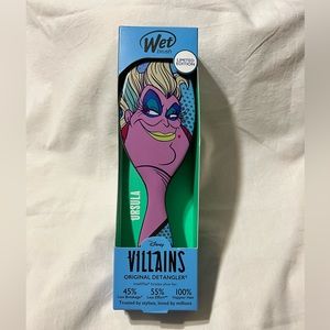 New Disney villain Ursula wet brush
